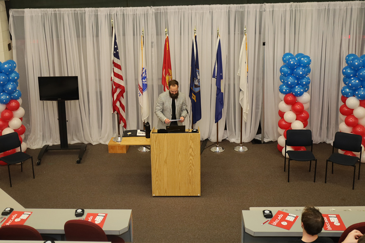 View of the stage on venterans day