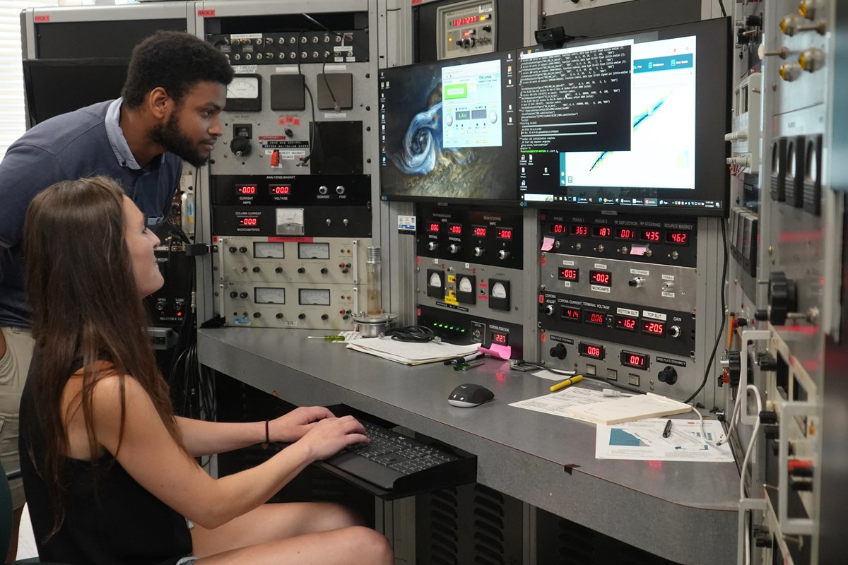 Community College Students Explore Nuclear Science at Campus Radiation Lab